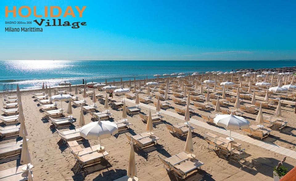 Hotel B&B Des Bains Milano Marittima Bagian luar foto